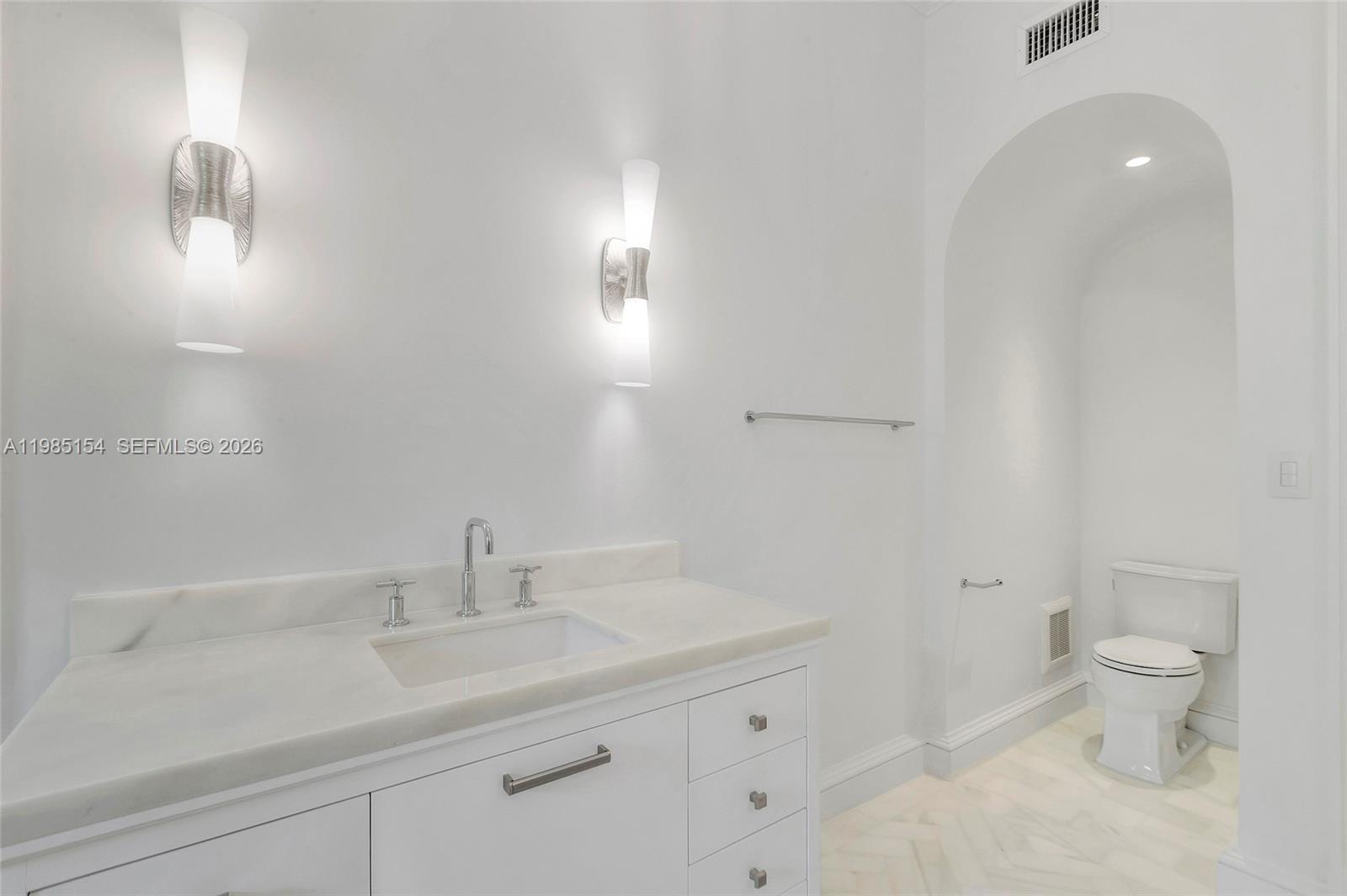 CORAL GABLES BILTMORE SEC - Residential Lease