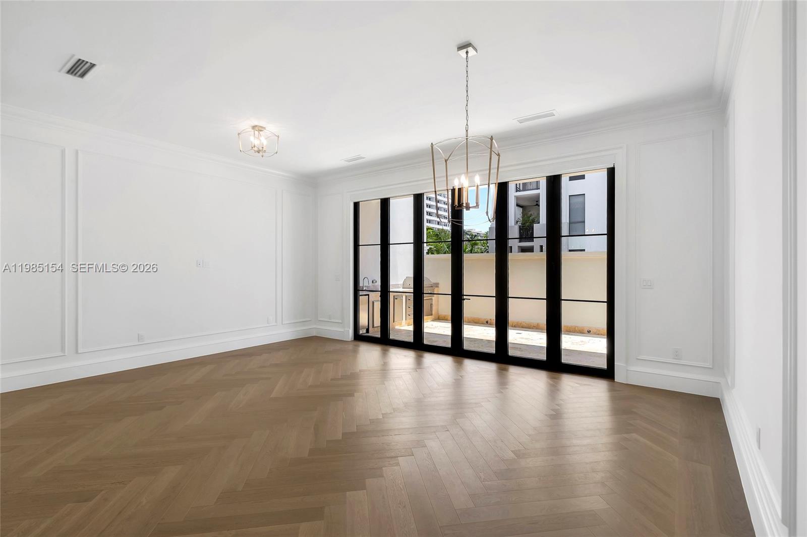 CORAL GABLES BILTMORE SEC - Residential Lease