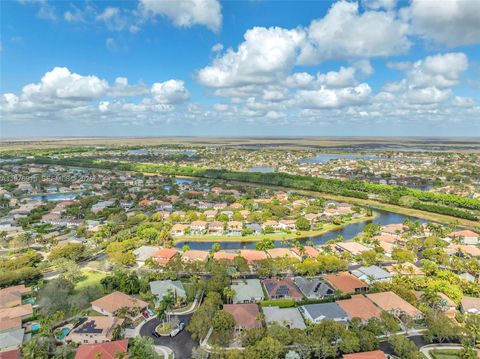 1435 Cardinal Way Weston FL 33327