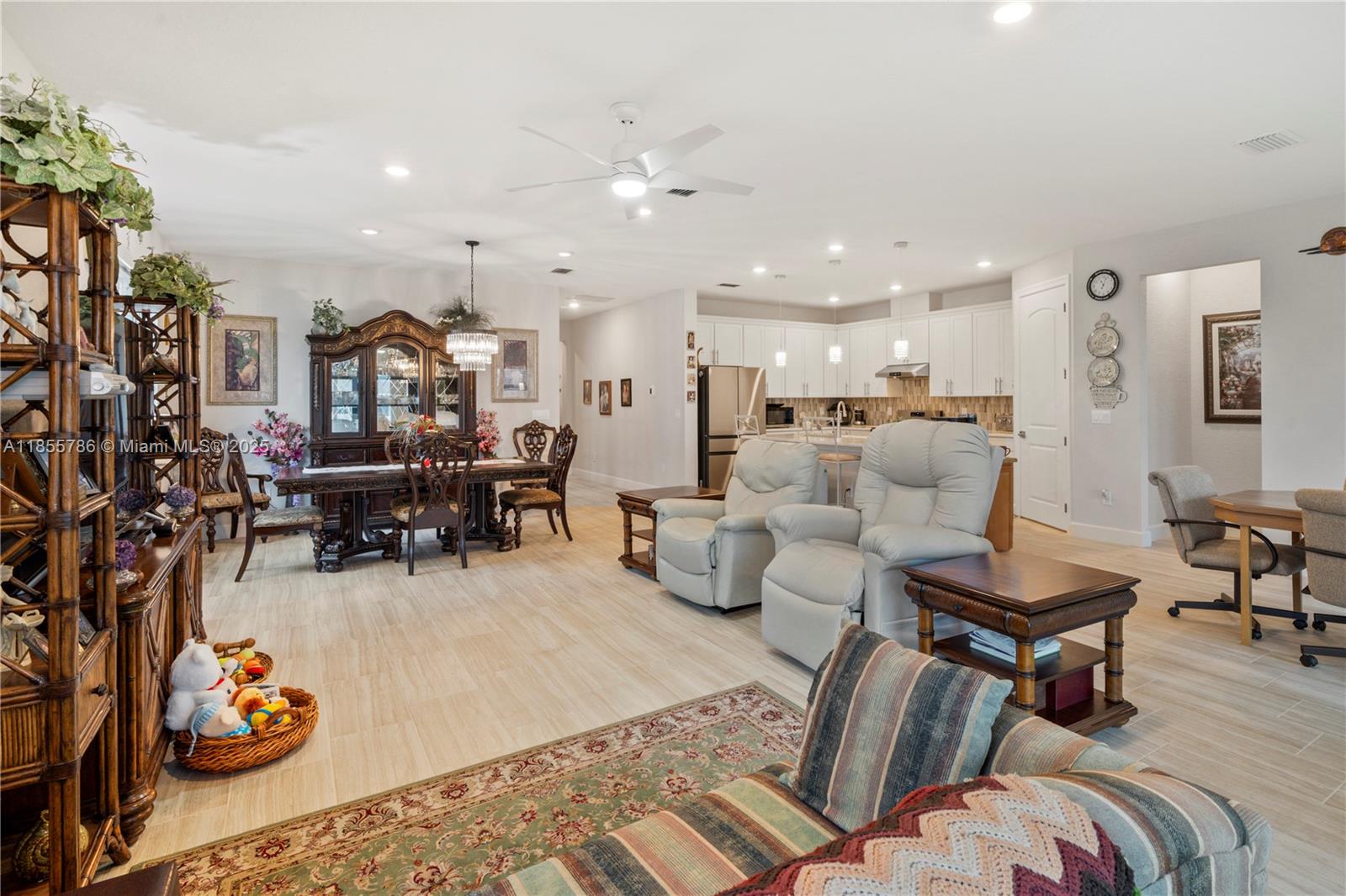 DEL WEBB AT TRADITION PLA - Residential