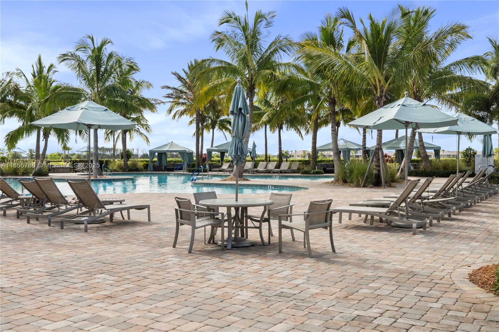 DEL WEBB AT TRADITION PLA - Residential