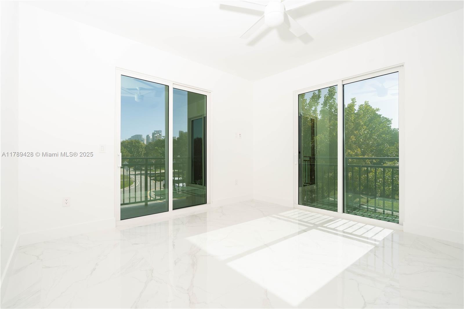 BRICKELL ESTATES - Residential