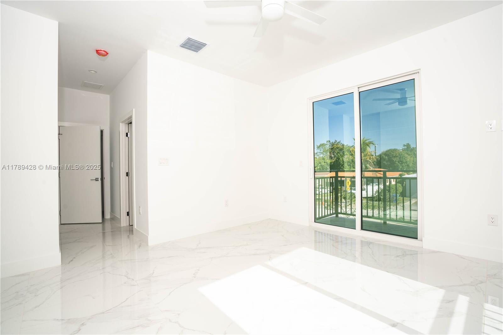 BRICKELL ESTATES - Residential