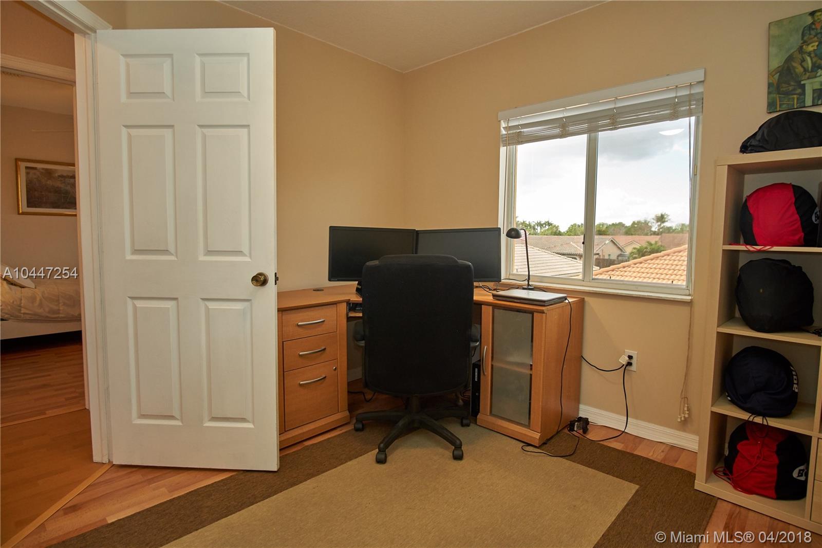 BONAVILLAS - Residential Lease