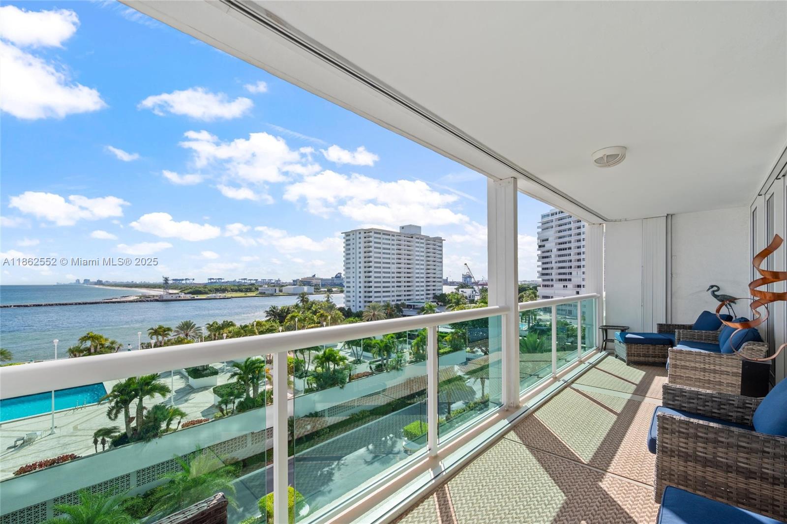 POINT OF AMERICAS - Residential