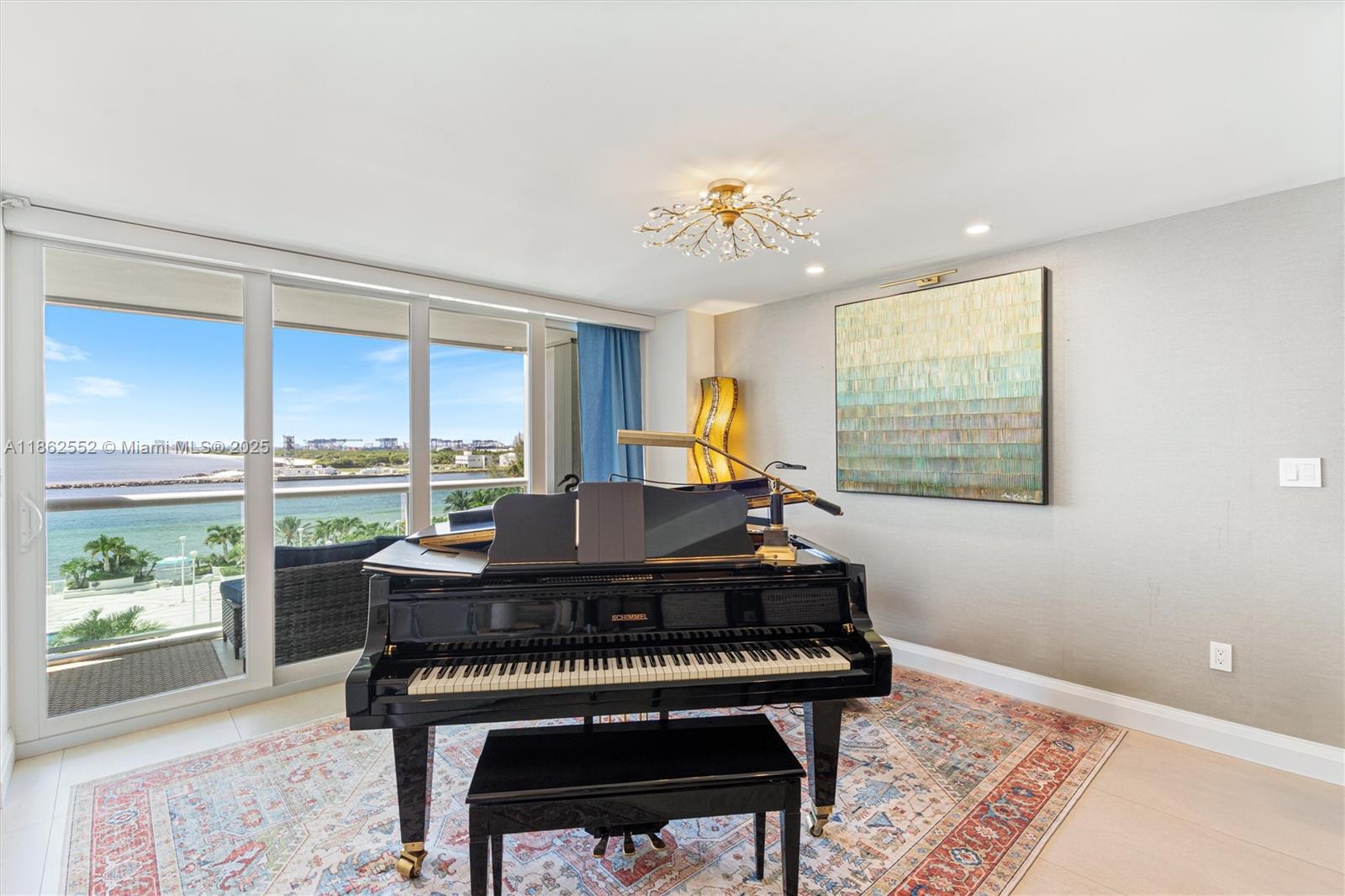 POINT OF AMERICAS - Residential