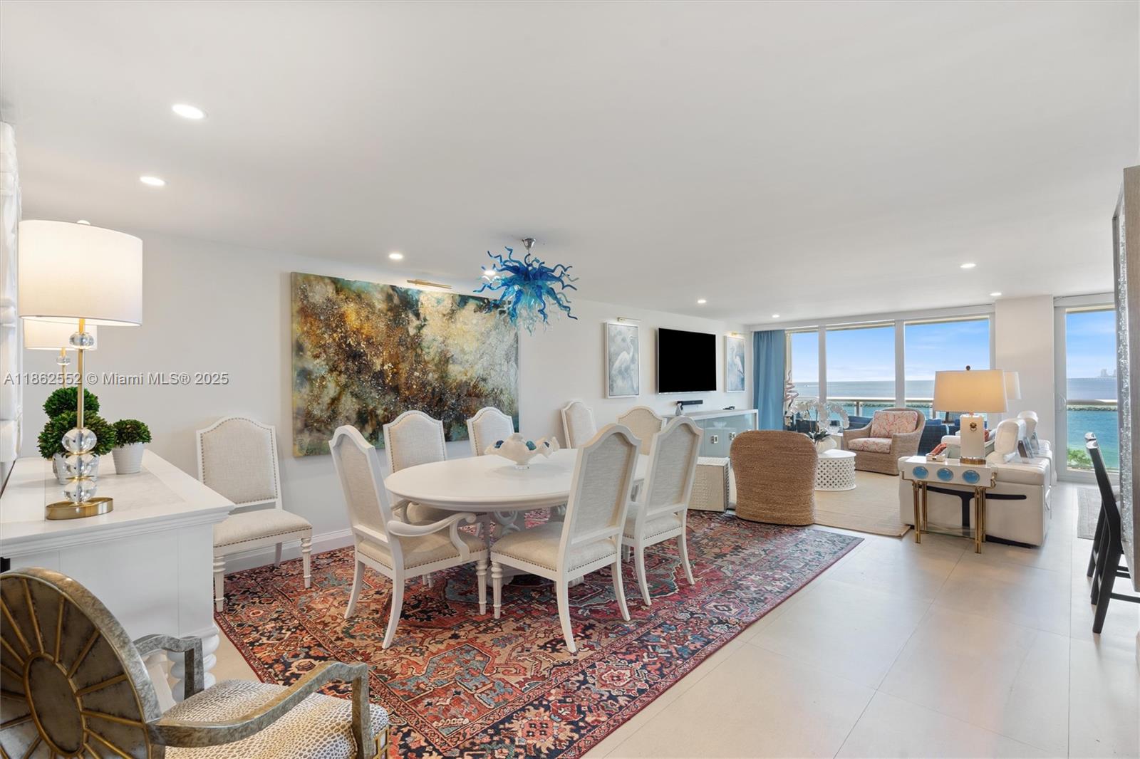 POINT OF AMERICAS - Residential