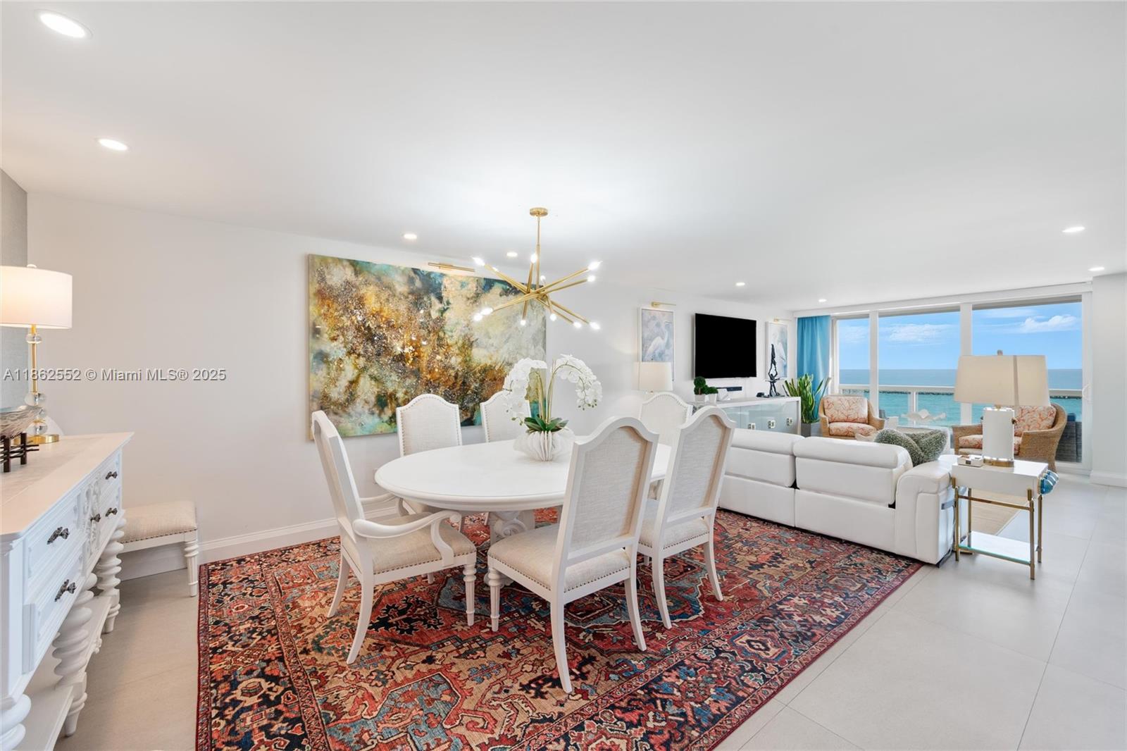 POINT OF AMERICAS - Residential