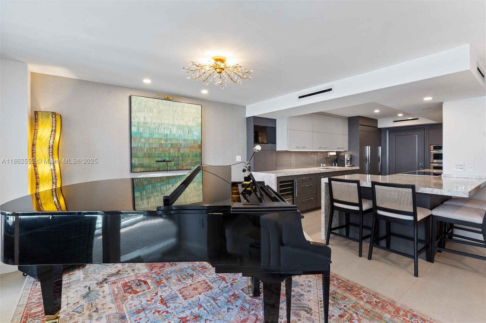 POINT OF AMERICAS - Residential