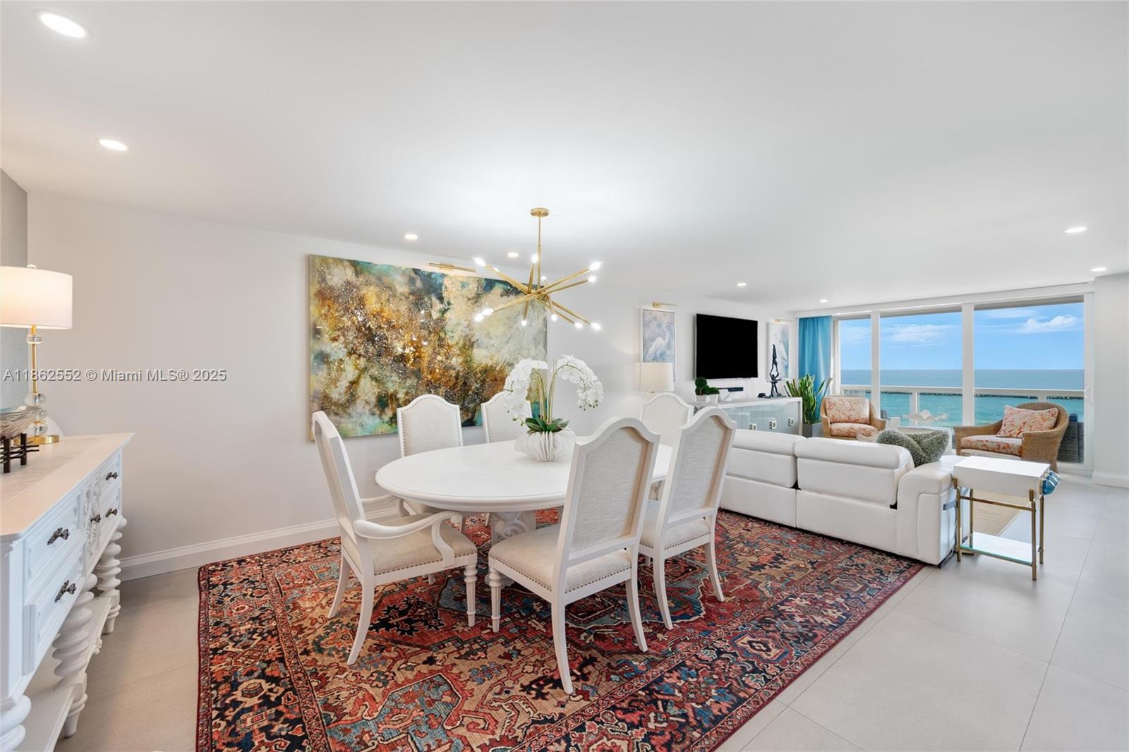 POINT OF AMERICAS - Residential