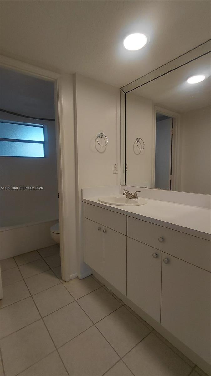 POINCIANA 7 OF PINE ISLAN - Residential