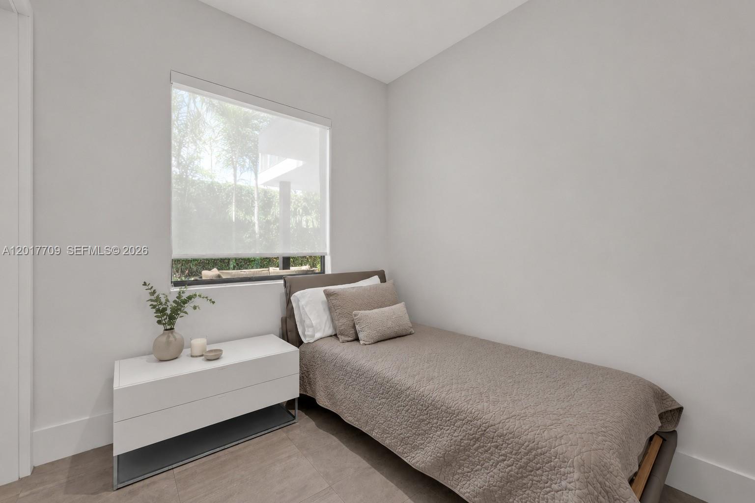 BAY HEIGHTS - Residential