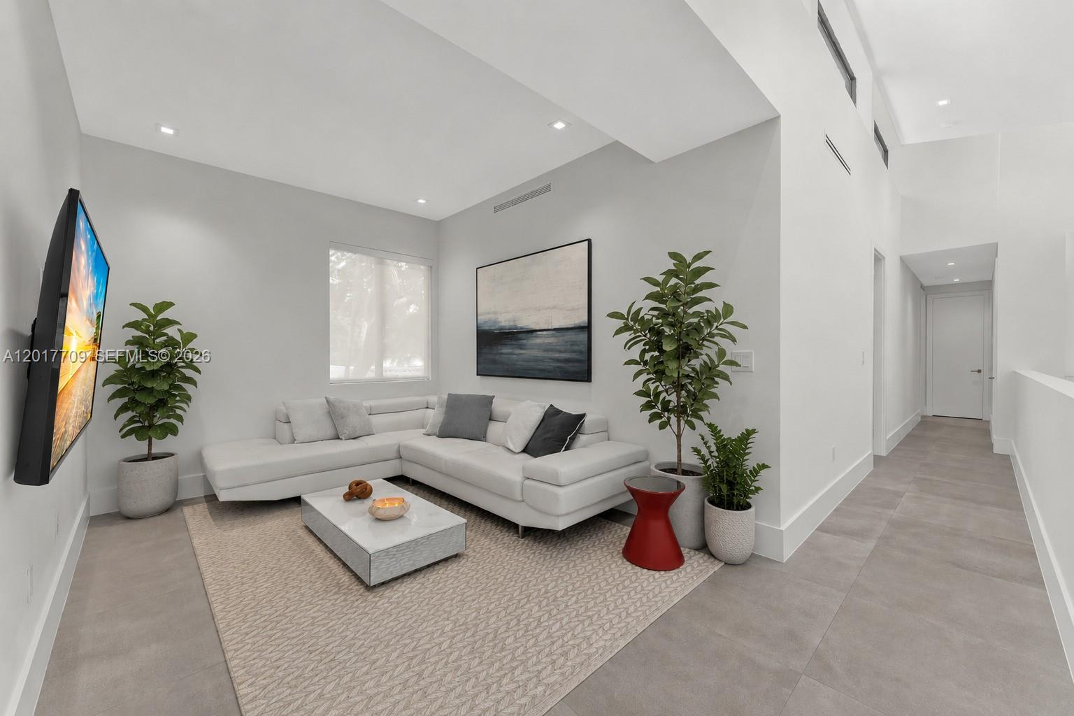 BAY HEIGHTS - Residential