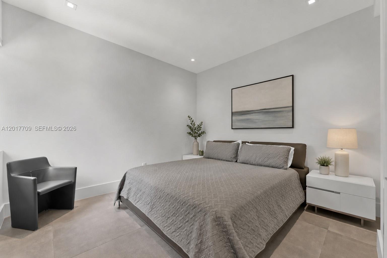 BAY HEIGHTS - Residential