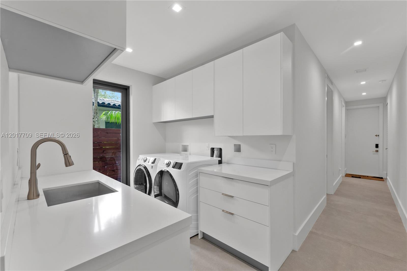 BAY HEIGHTS - Residential