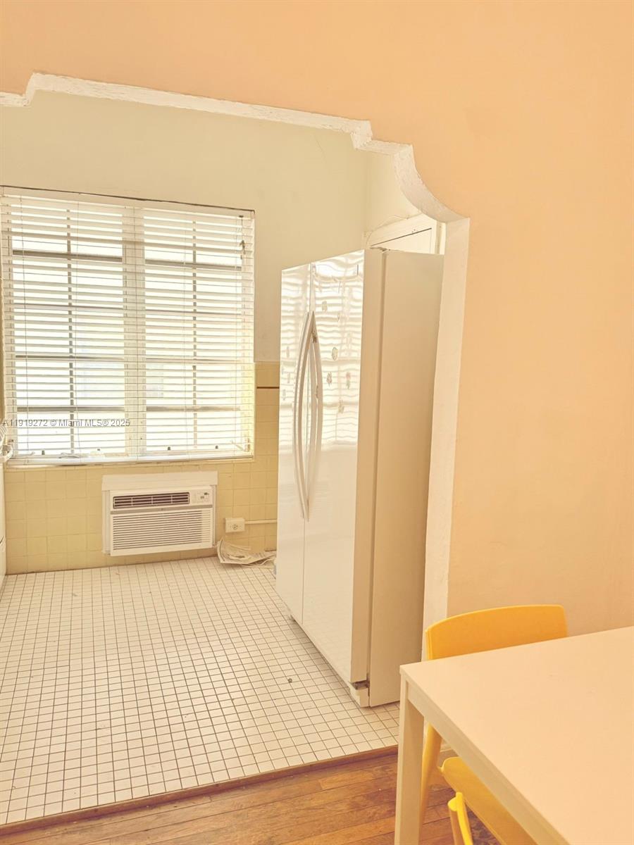 DECOLUX CONDO - Residential