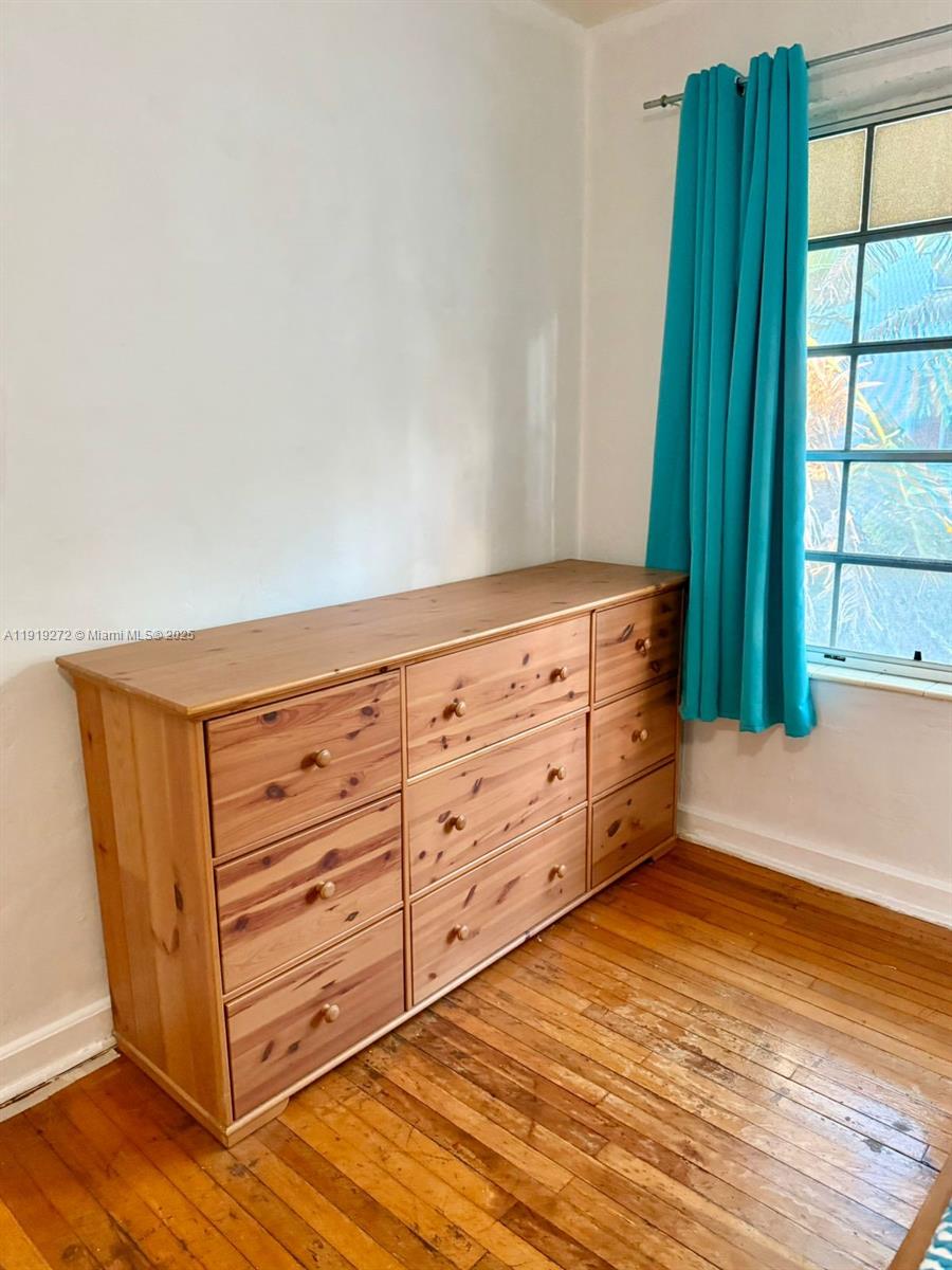 DECOLUX CONDO - Residential