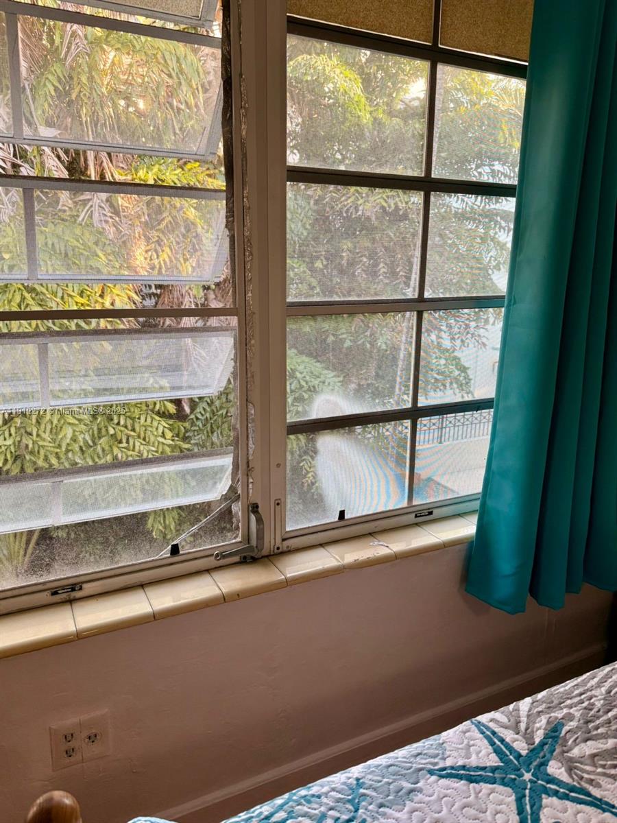 DECOLUX CONDO - Residential