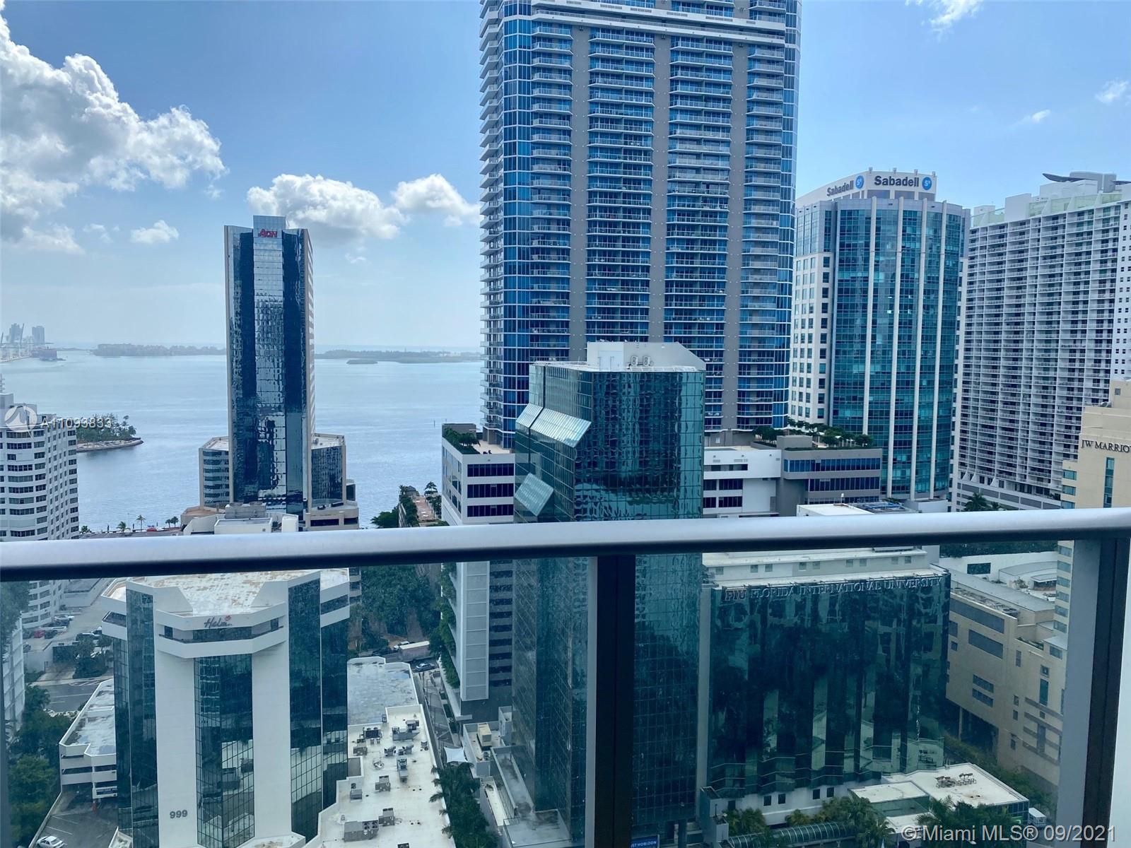 1010 BRICKELL - Residential
