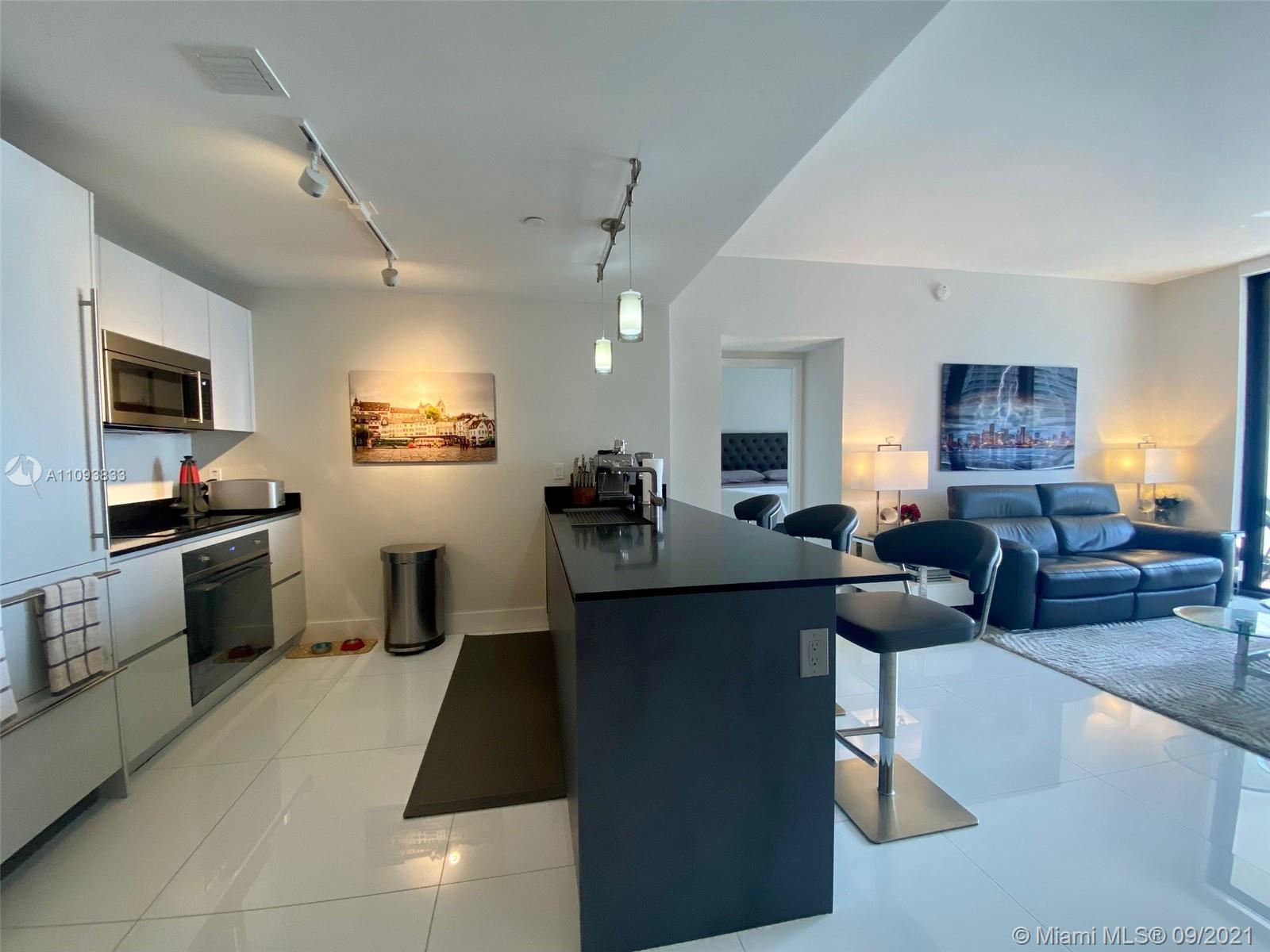 1010 BRICKELL - Residential