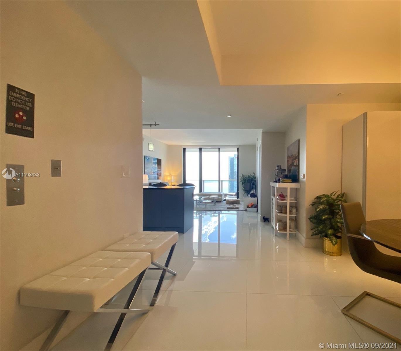 1010 BRICKELL - Residential