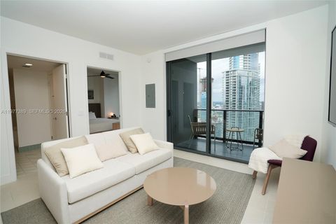 Tiny photo for 159 NE 6th St #3713, Miami, FL 33132 (MLS # A11977389)