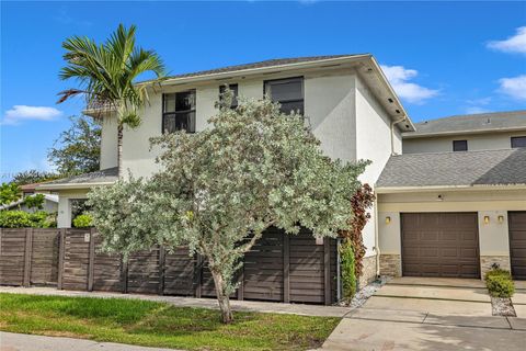 Photo of 233 NE 11th St, Fort Lauderdale, FL 33304 (MLS # A11871840)