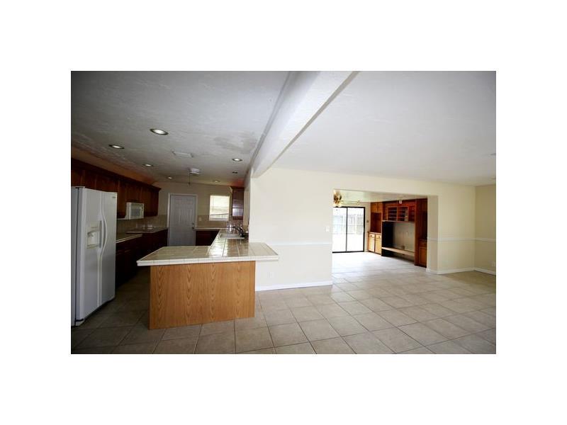 MARGATE 5TH ADD 46-28 B - Residential Lease