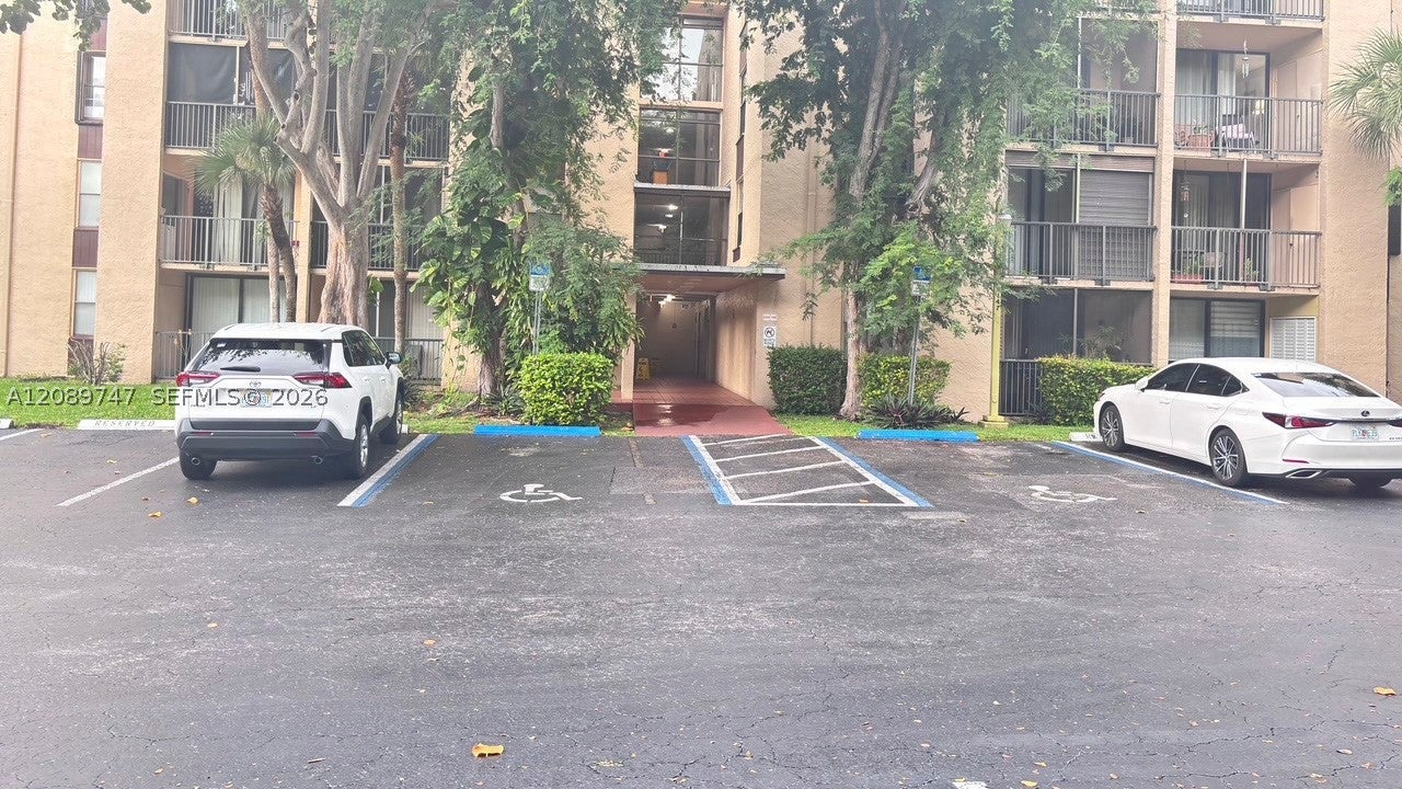 14401 N Kendall Dr 301N
