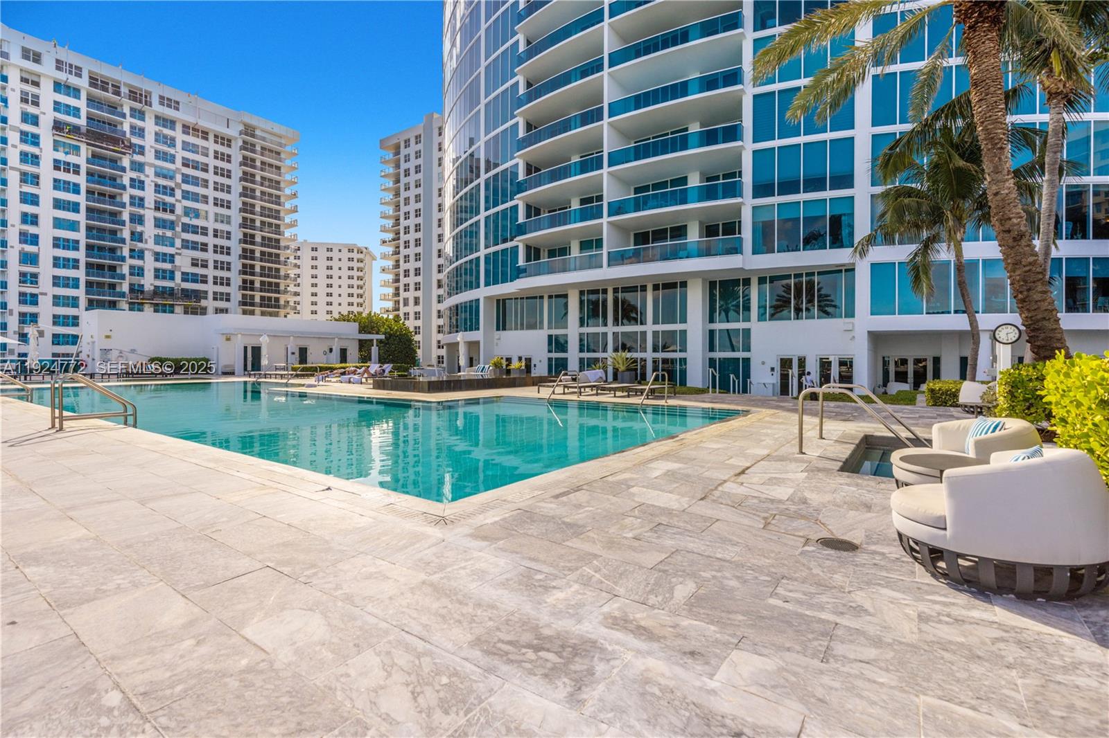 2711 HOLLYWOOD BEACH CONDO - Residential Lease
