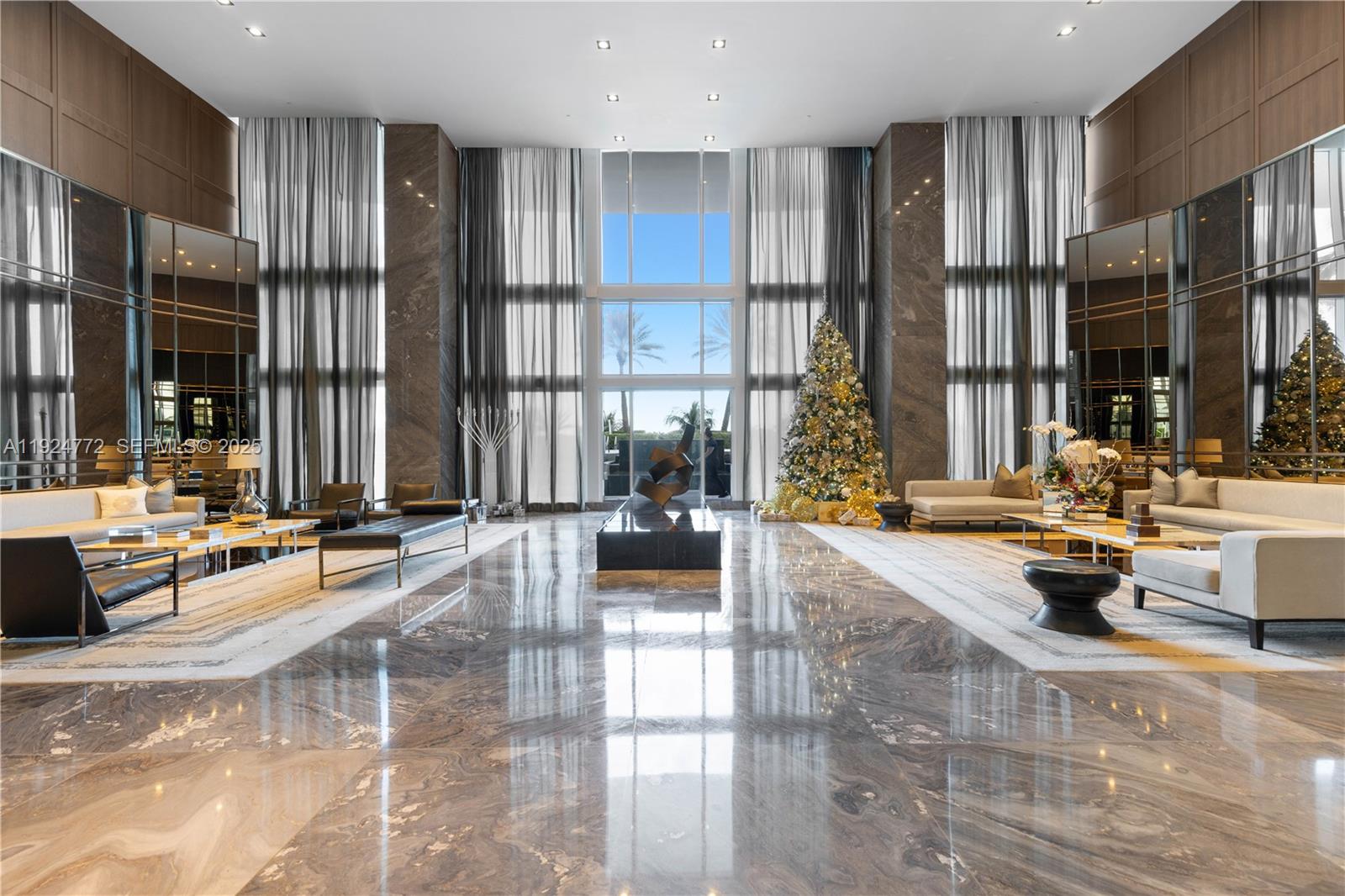 2711 HOLLYWOOD BEACH CONDO - Residential Lease