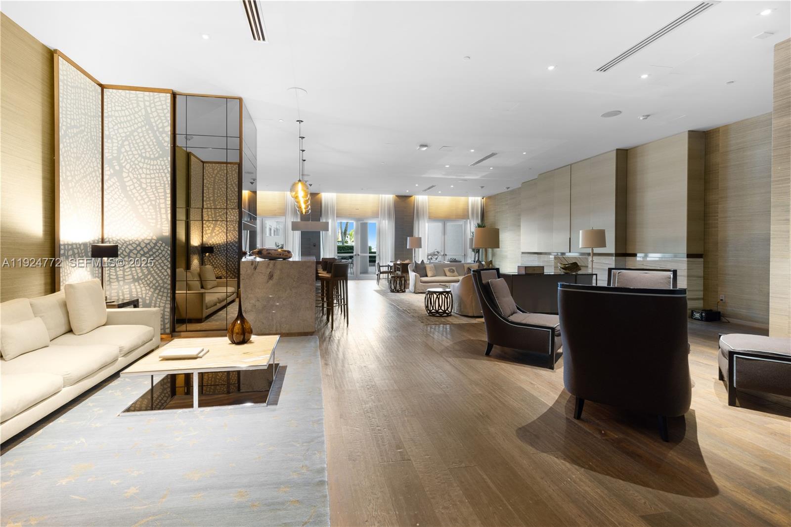 2711 HOLLYWOOD BEACH CONDO - Residential Lease