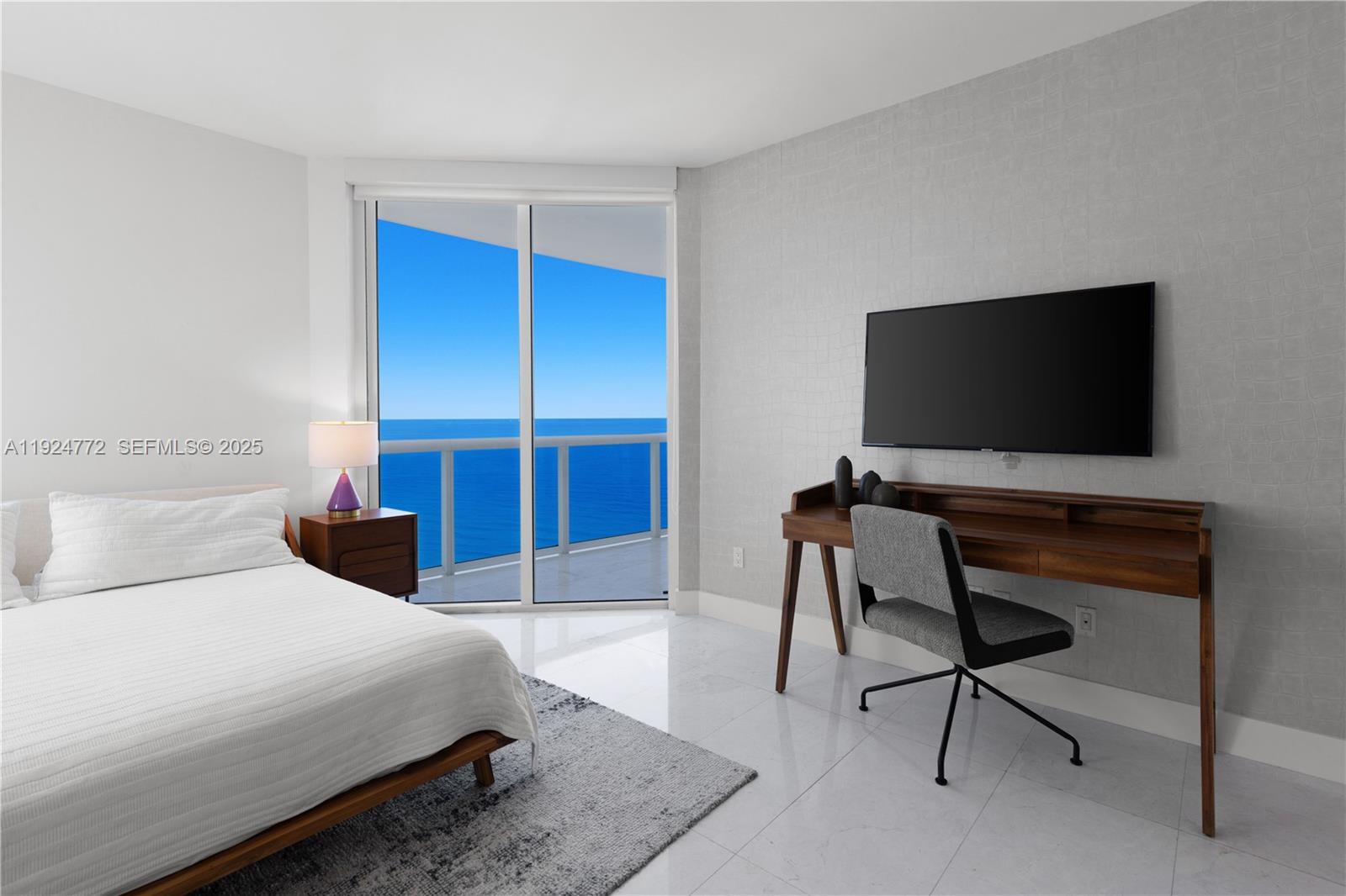 2711 HOLLYWOOD BEACH CONDO - Residential Lease