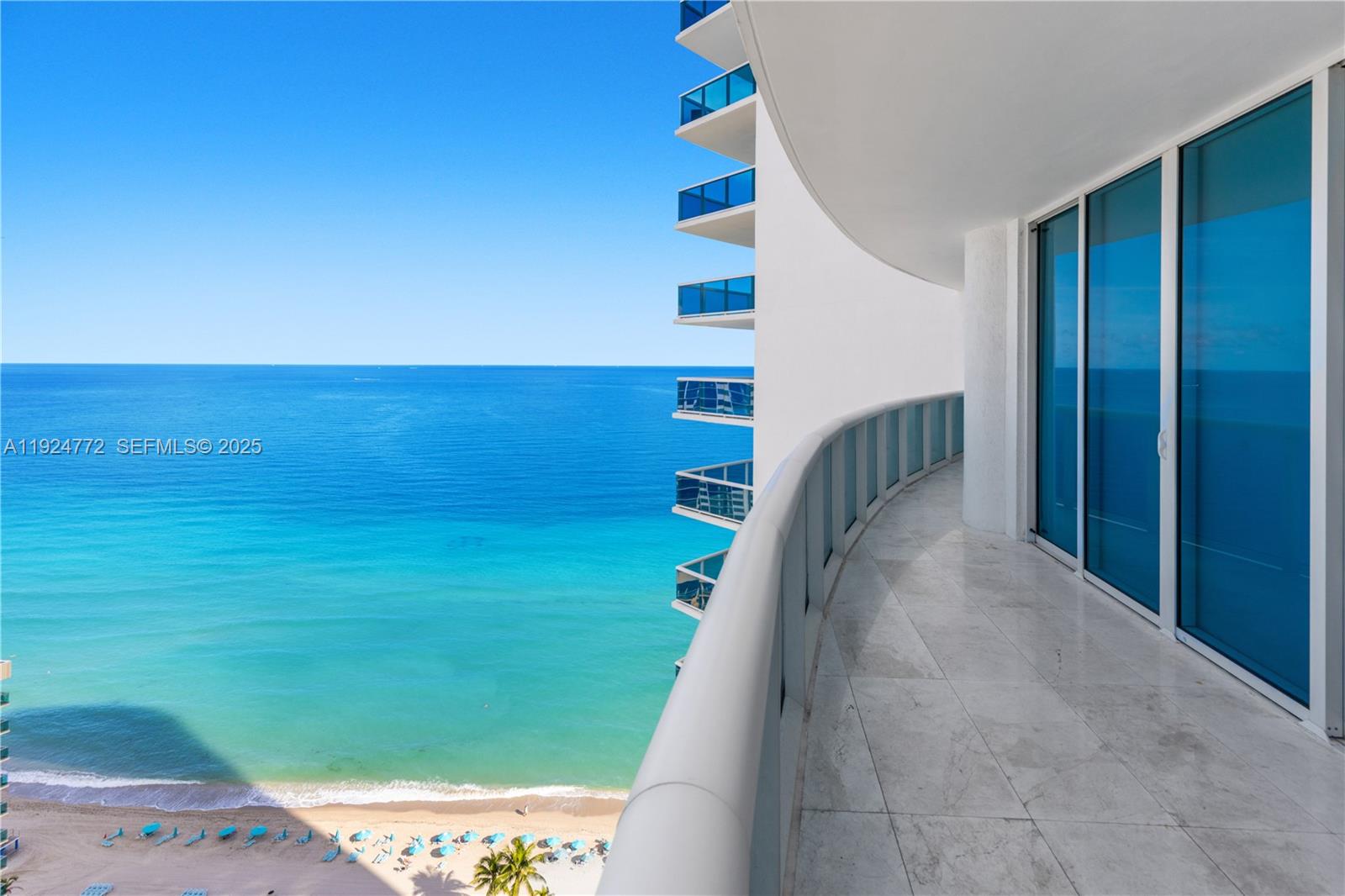 2711 HOLLYWOOD BEACH CONDO - Residential Lease