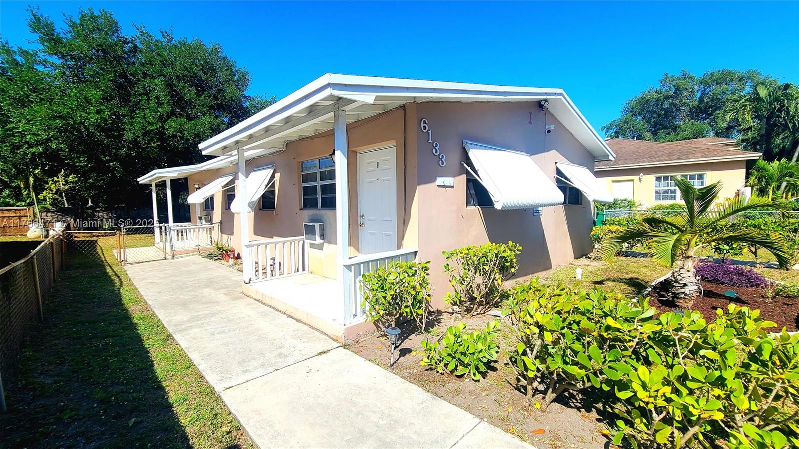 6133 Sw 34th St 2, Miramar, Broward County, Florida - 1 Bedrooms  
1 Bathrooms - 