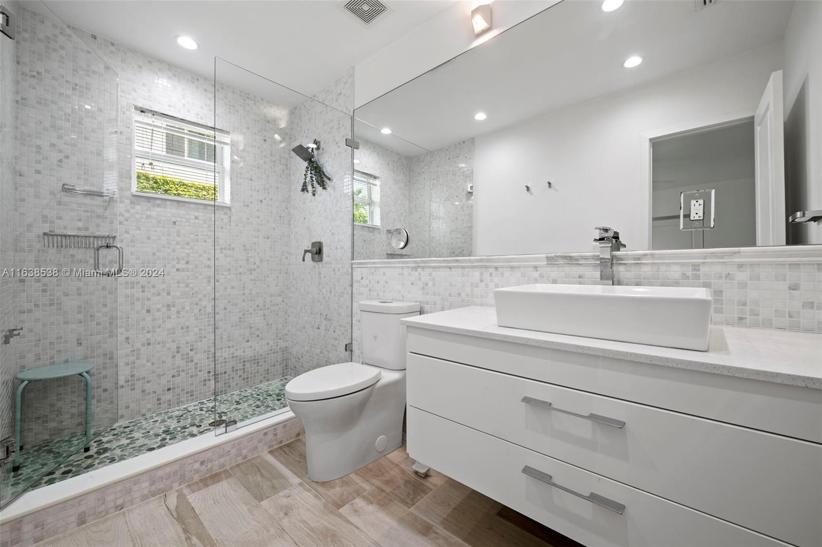 CORAL BAY SEC B - Residential