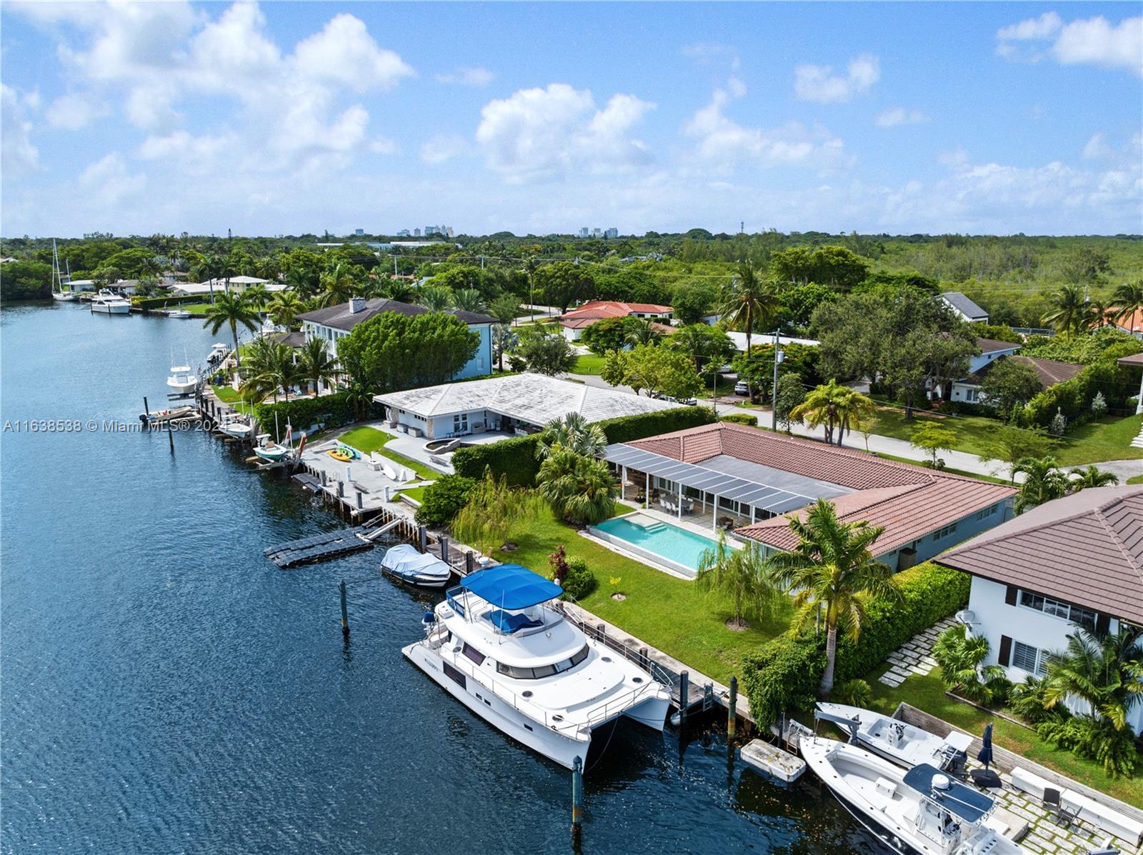 CORAL BAY SEC B - Residential