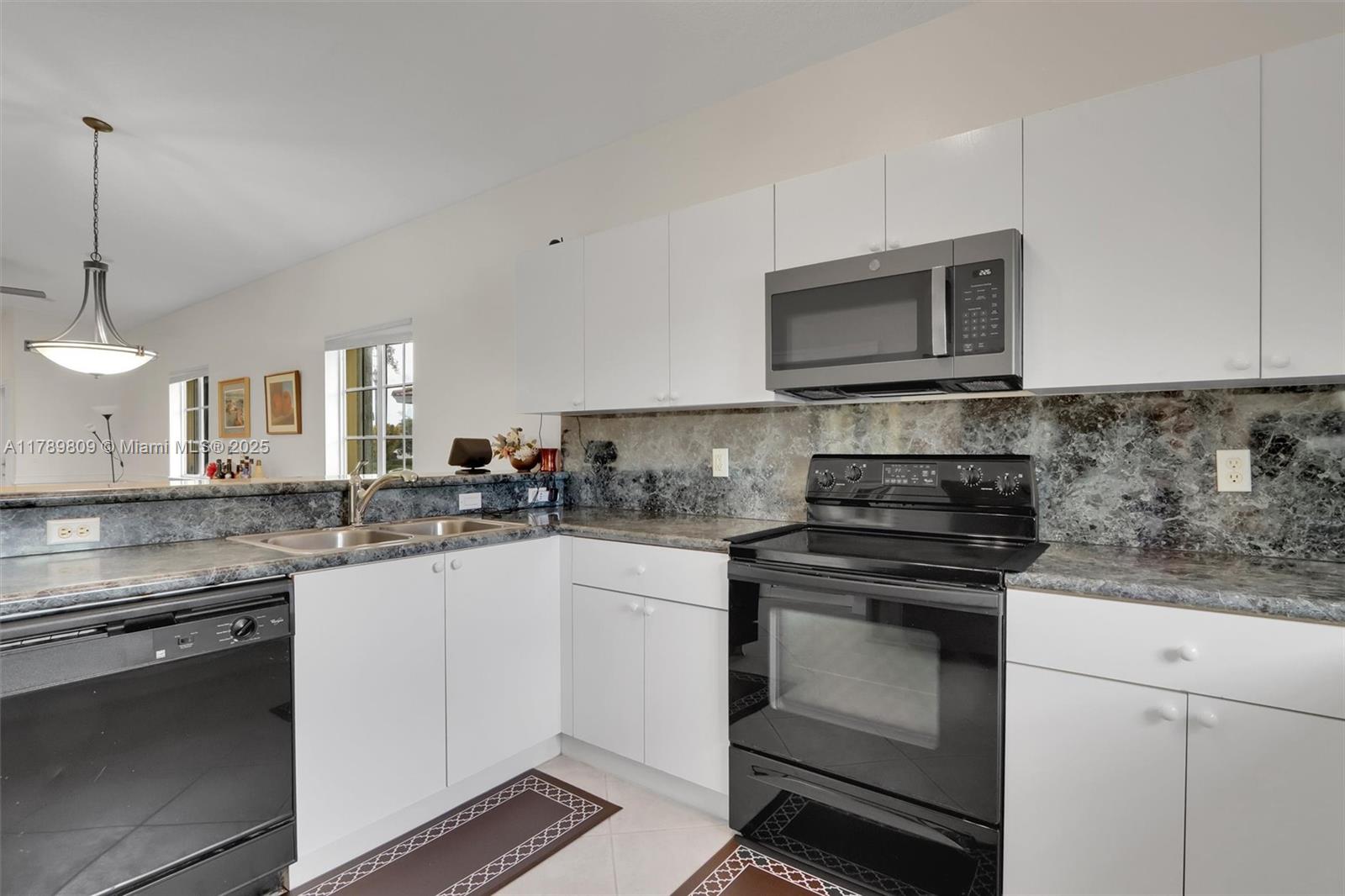 BAYWINDS POD H - Residential