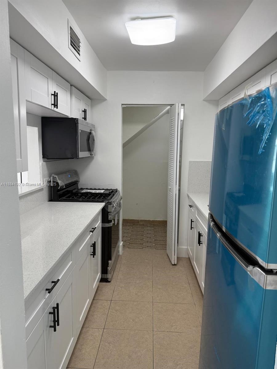 WESTLAND PLAZA CONDO - Residential