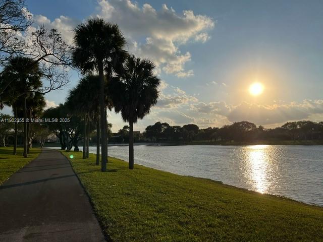 SUNFISH AT THE HAMMOCKS - Residential