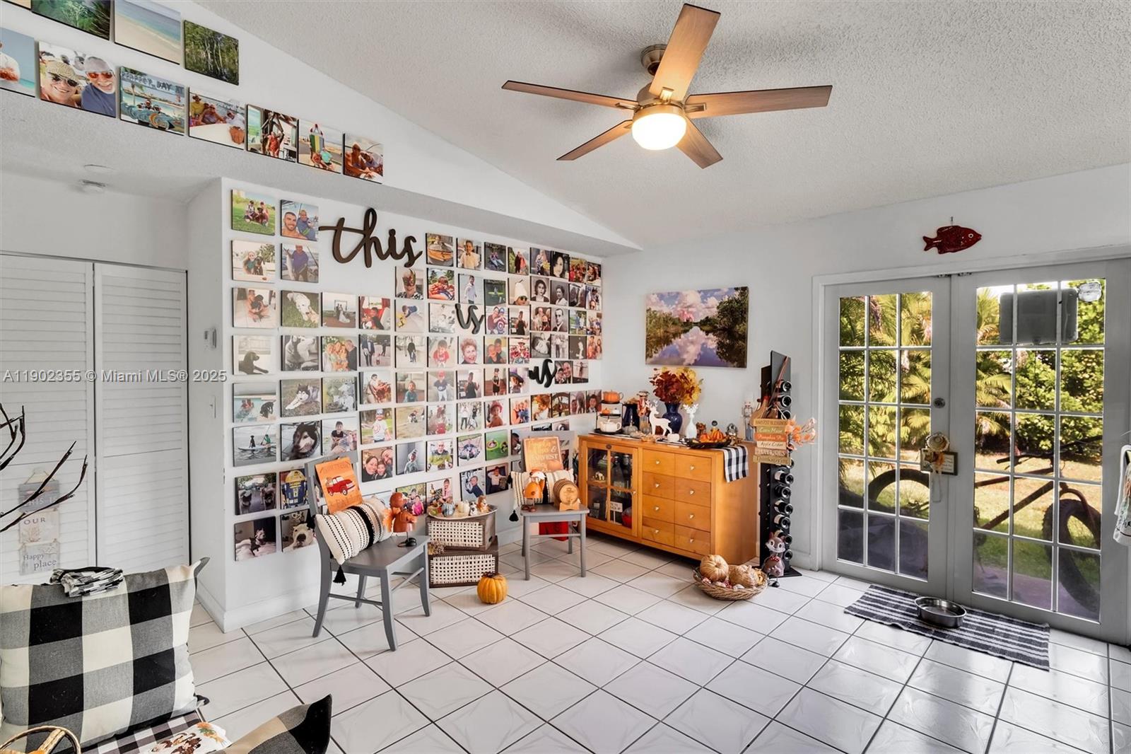 SUNFISH AT THE HAMMOCKS - Residential