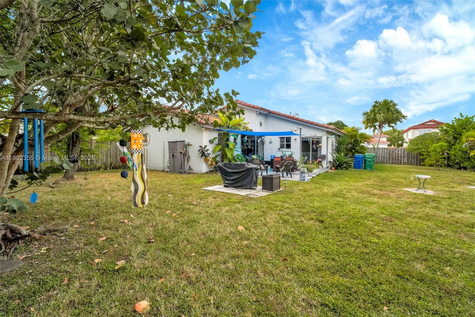 SUNFISH AT THE HAMMOCKS - Residential
