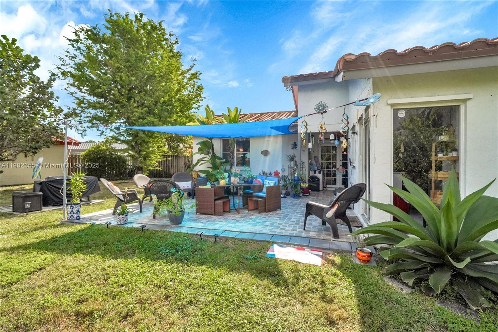 SUNFISH AT THE HAMMOCKS - Residential