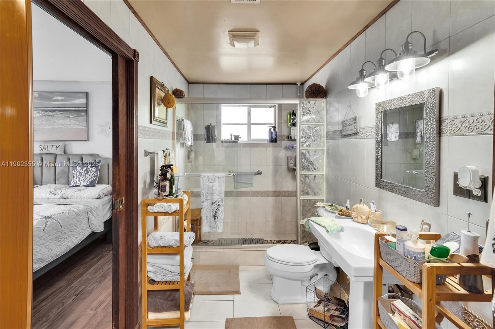 SUNFISH AT THE HAMMOCKS - Residential