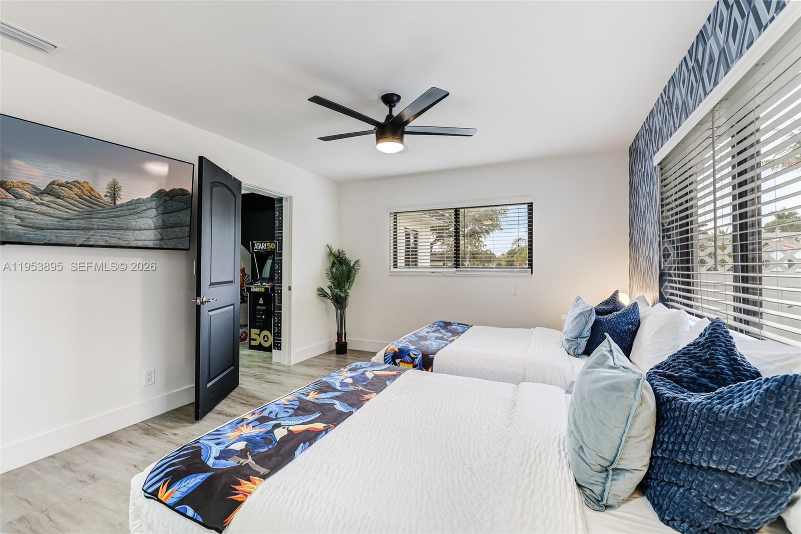 KENDALE SOUTH SEC 3 PART - Residential