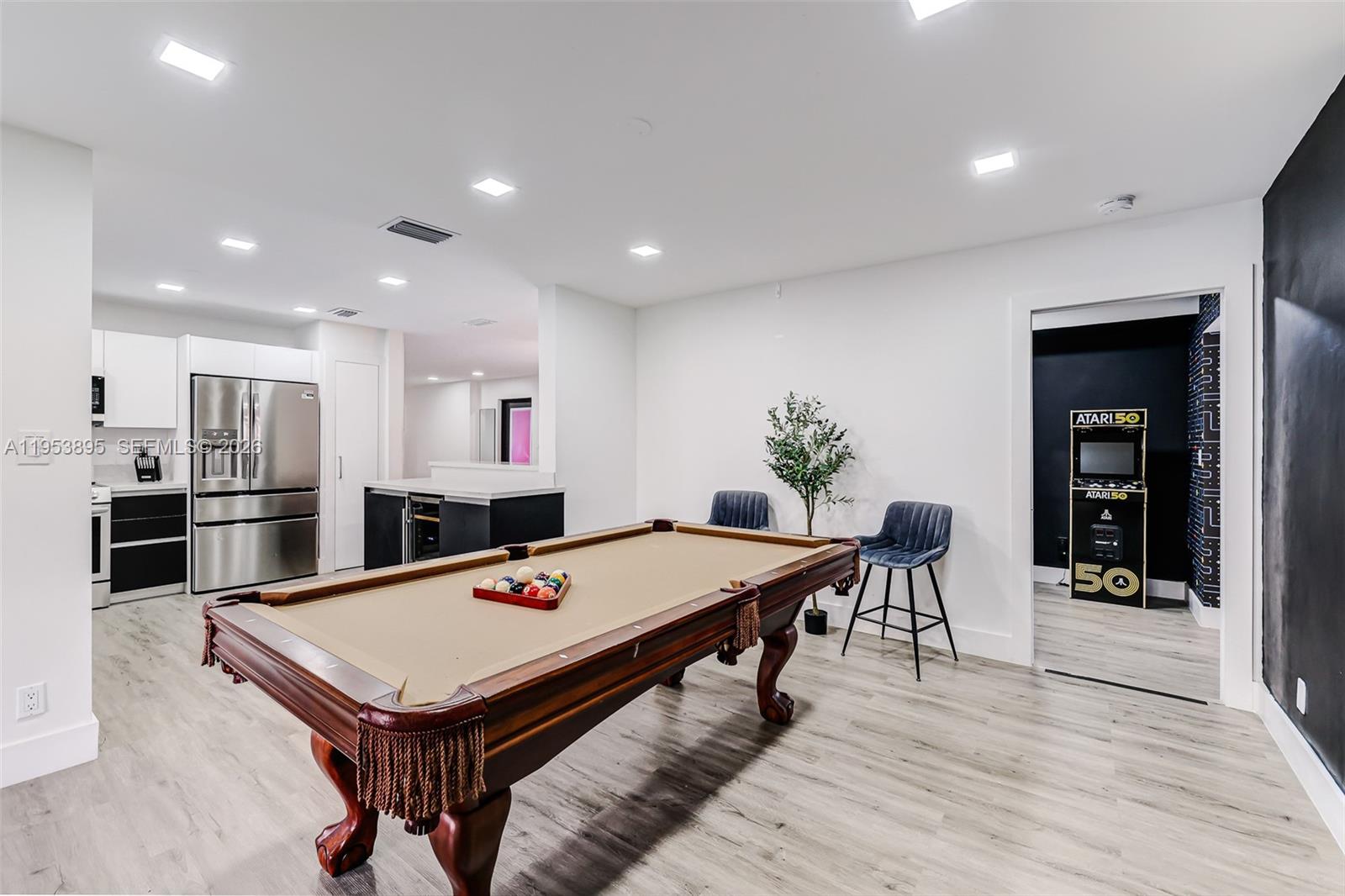 KENDALE SOUTH SEC 3 PART - Residential