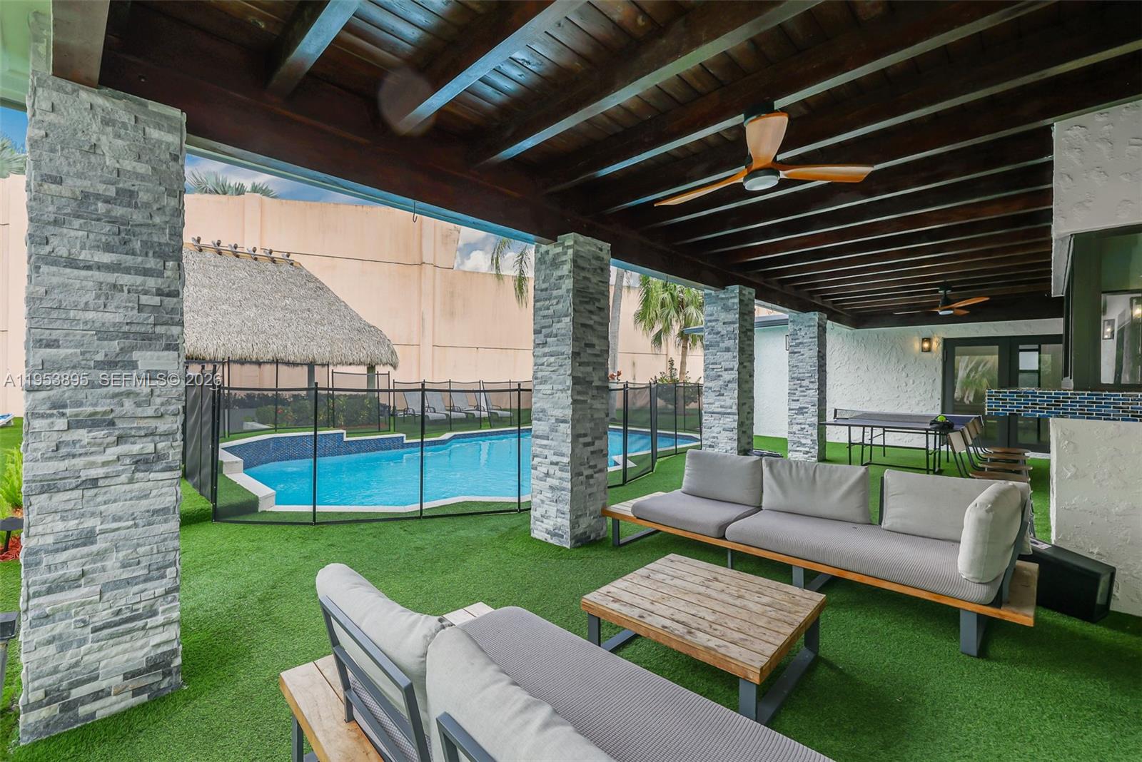 KENDALE SOUTH SEC 3 PART - Residential