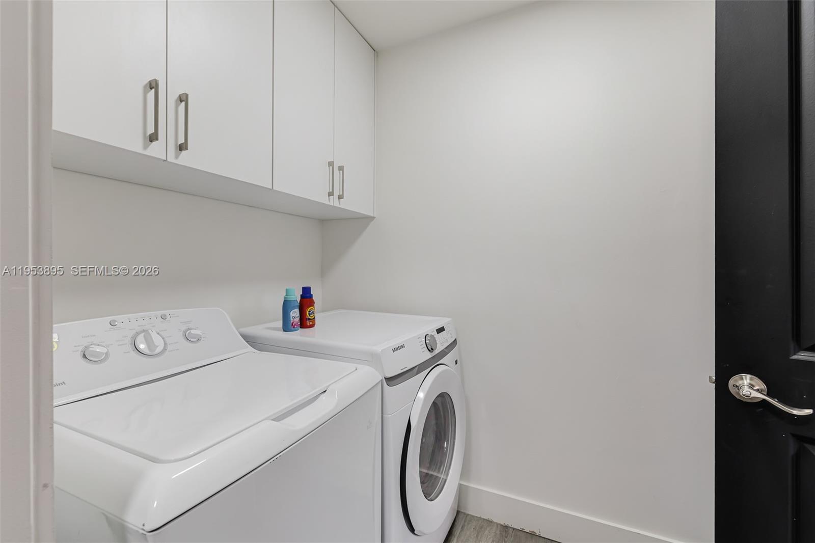 KENDALE SOUTH SEC 3 PART - Residential