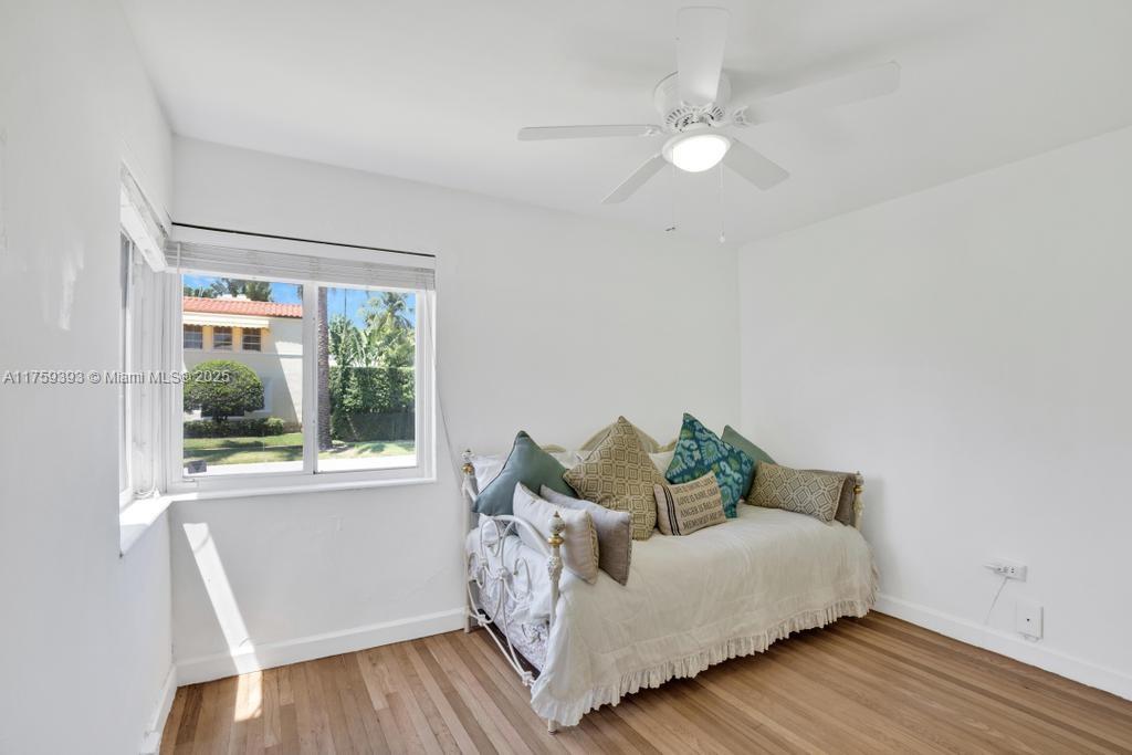 BEACH VIEW ADDN - Residential