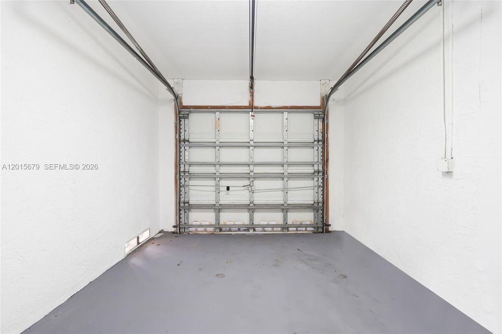 Photo of 1529 NW 1st Ave, Fort Lauderdale, FL 33311 (MLS # A12015679)